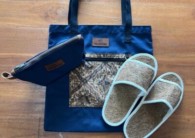 Set Hadiah Biru